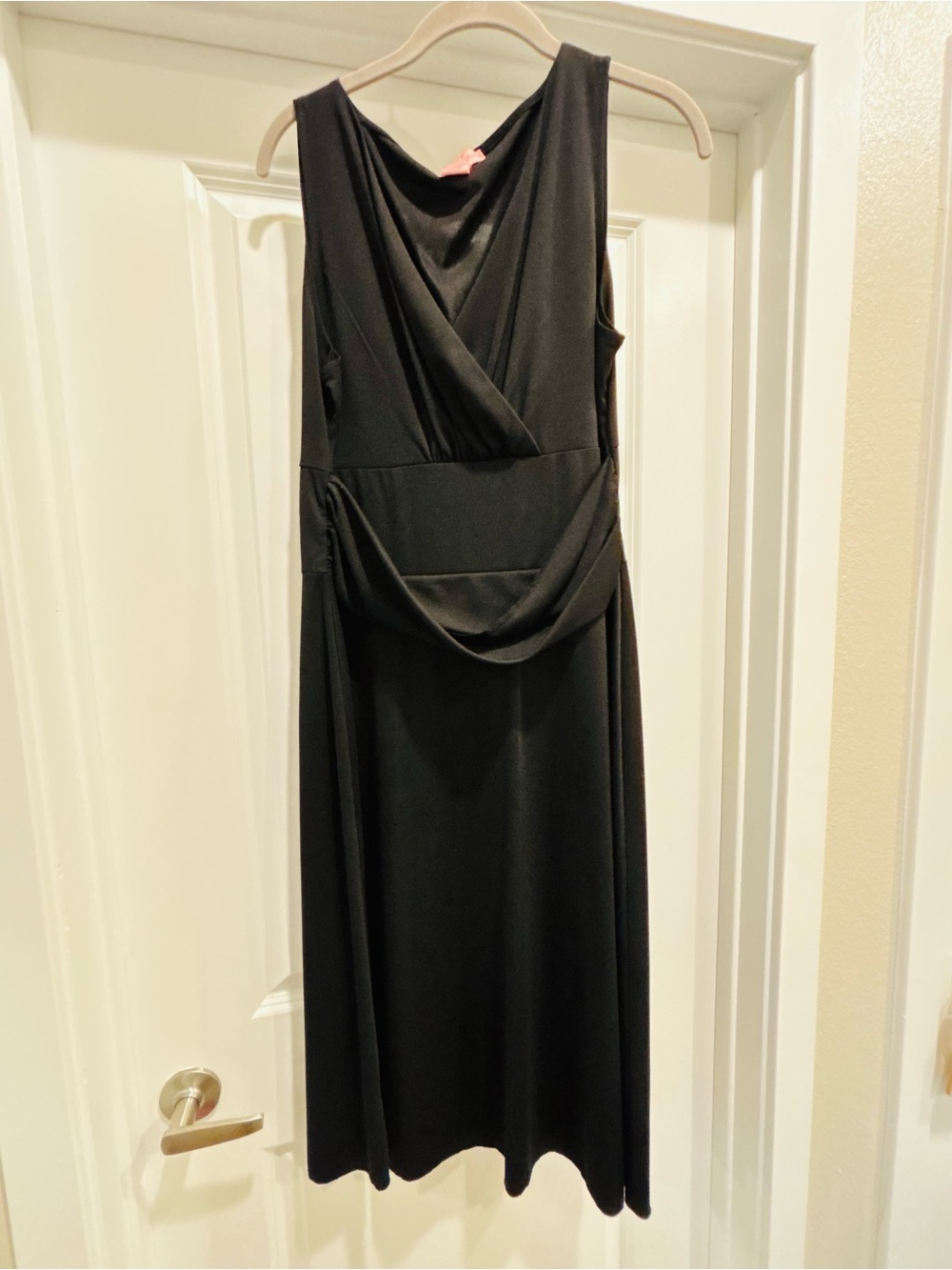 Bandolino Black Sleeveless Draped Midi Dress